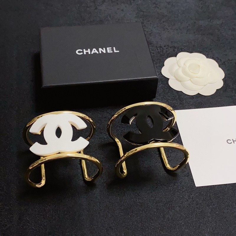 Ch*el bracelets